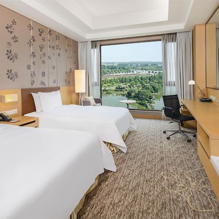 Holiday Inn Nanyang By Ihg Exterior photo